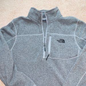 North Face Grey 1/4 Zip Size L